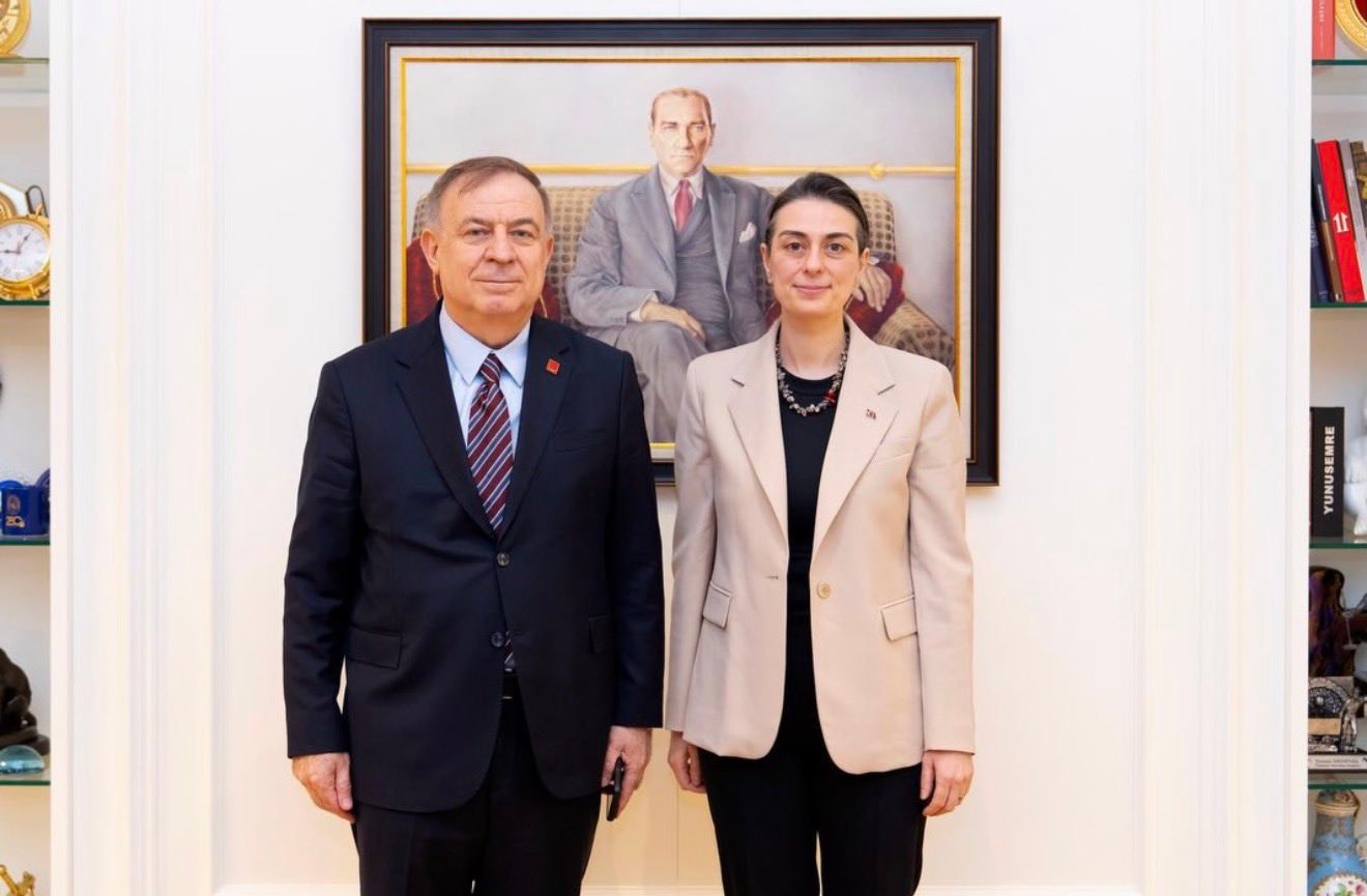 YENİ Parti'den Sinem Dedetaş Tepkisi: 'Tek Suçu