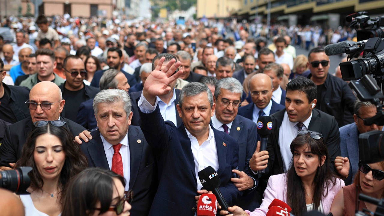 YENİ Parti uluslararası basında geniş yankı uyandırdı