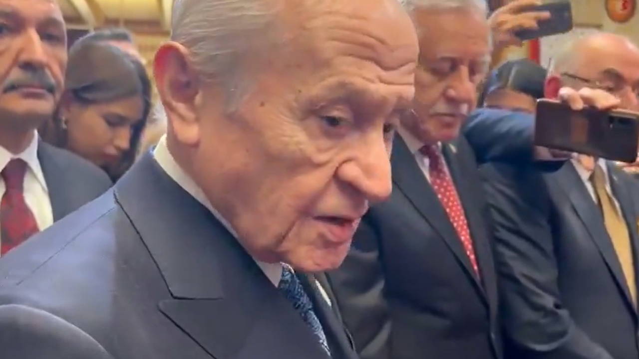 YENİ Parti'den Meclis'te Erdoğan Protestosu: Bahçeli'den İlk Değerlendirme