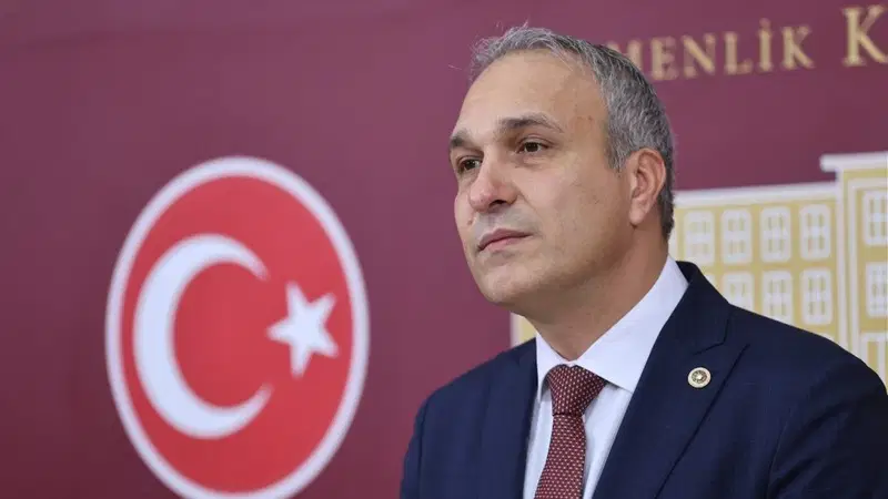 YENİ Parti'den Öğretmenlere Müjde: Hazırlık Ödeneği Bir Maaş Olsun