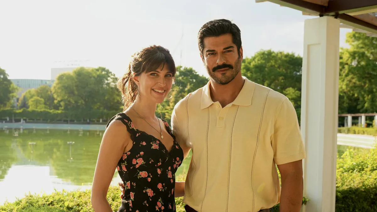Yeni Sezonun Yıldız İkilisi: Burak Özçivit ve Beyza Gümülcine'den İlk Kareler
