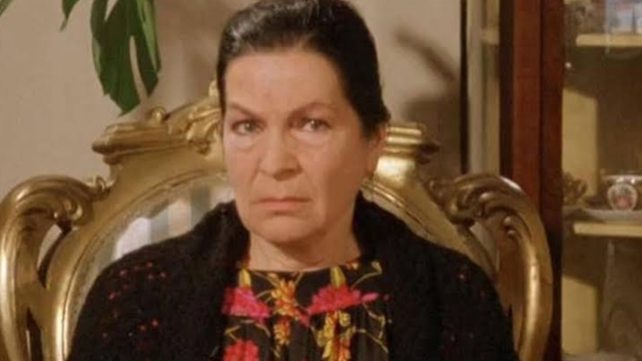 Yeşilçam'ın Unutulmaz Kötü Kadını Aliye Rona 26. Yılında Anılıyor