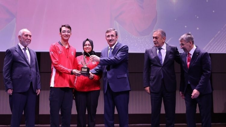Yılmaz: Türkiye Yüzyılı sporumuzun da yüzyılı olacak