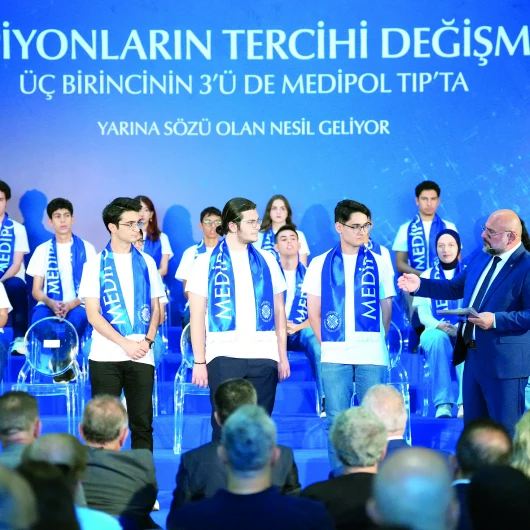 YKS Birincileri Medipol'ü Tercih Etti