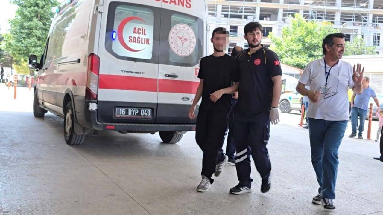 YKS'de fenalaşan öğrenci hastaneye kaldırıldı