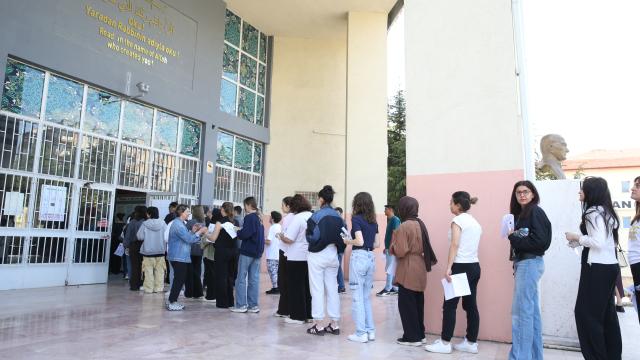 YKS maratonu başladı: İlk oturum tamamlandı