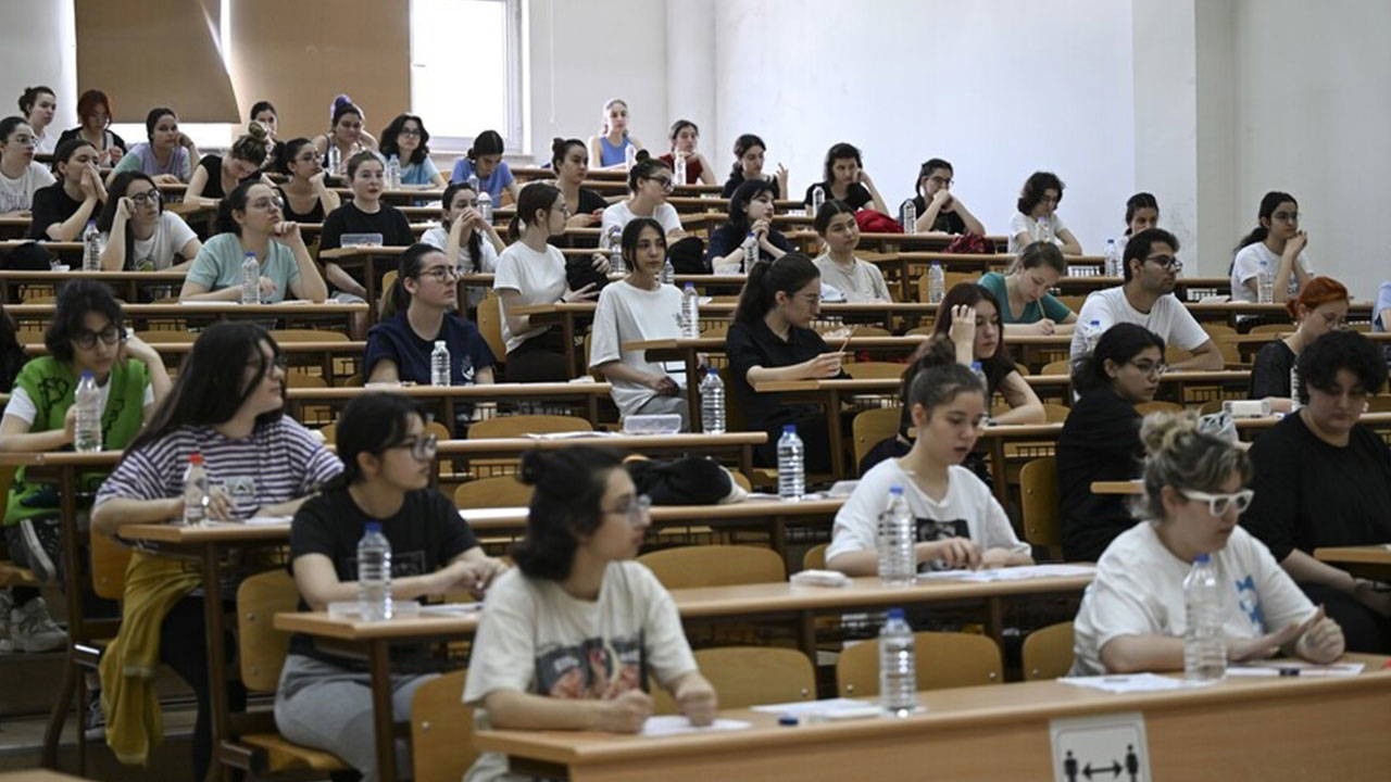 YKS Maratonu Başlıyor: Milyonlarca Aday Ter Dökecek