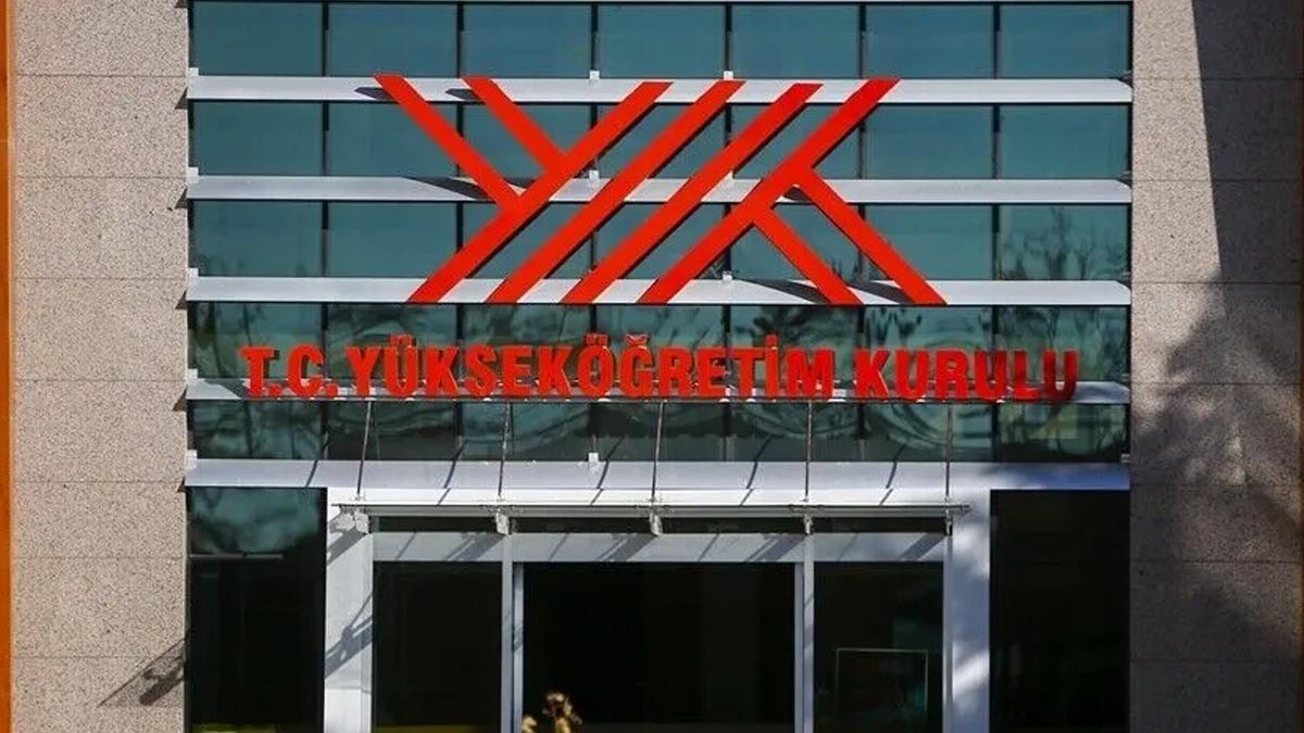 YÖK, depremzede öğrenciler için ek süreyi 1 yıl daha uzattı