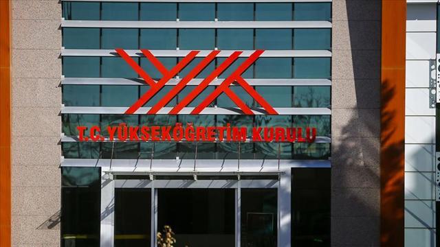 YÖK'ten vakıf üniversitelerine öğrenim ücreti uyarısı