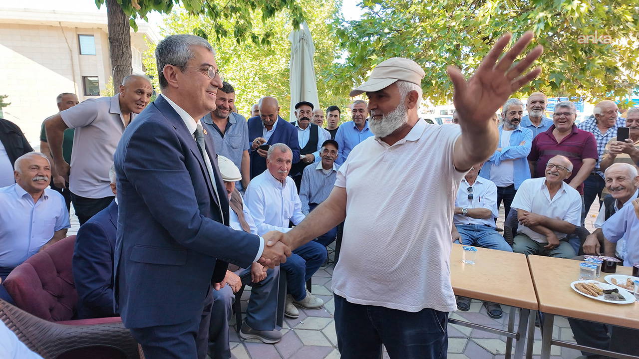 Yozgat'ta AKP'li Seçmen Yeni Partili Vekile Emekli Maaşı ve Sulama Derdi