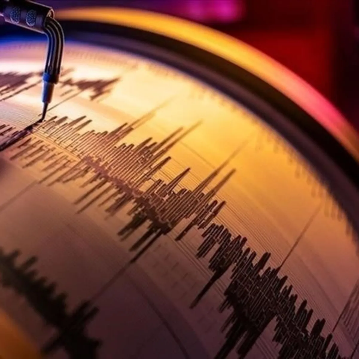 Yunanistan'da 5.2 Büyüklüğünde Deprem: Atina da Hissetti