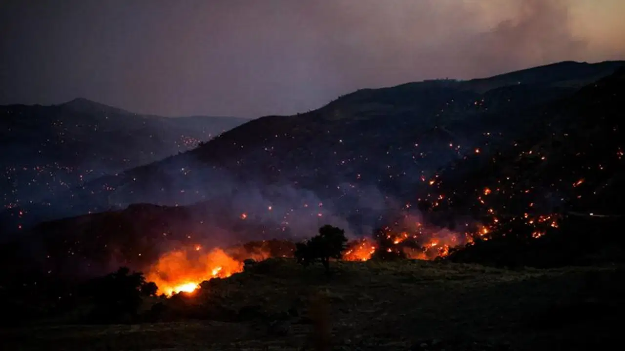 Yunanistan Orman Yangınlarında Şehit Olan İtfaiyeci Sayısı 3'e Yükseldi