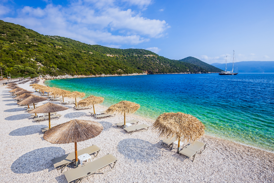 Yunanistan'da turizm çalışanları grevde: Türk turistler mağdur
