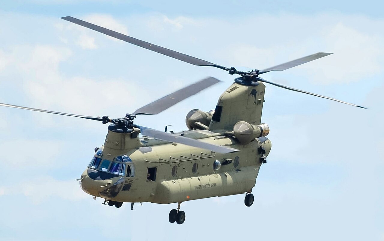Yunanistan'da yangın söndürme helikopteri düştü: 2 kişi hayatını kaybetti