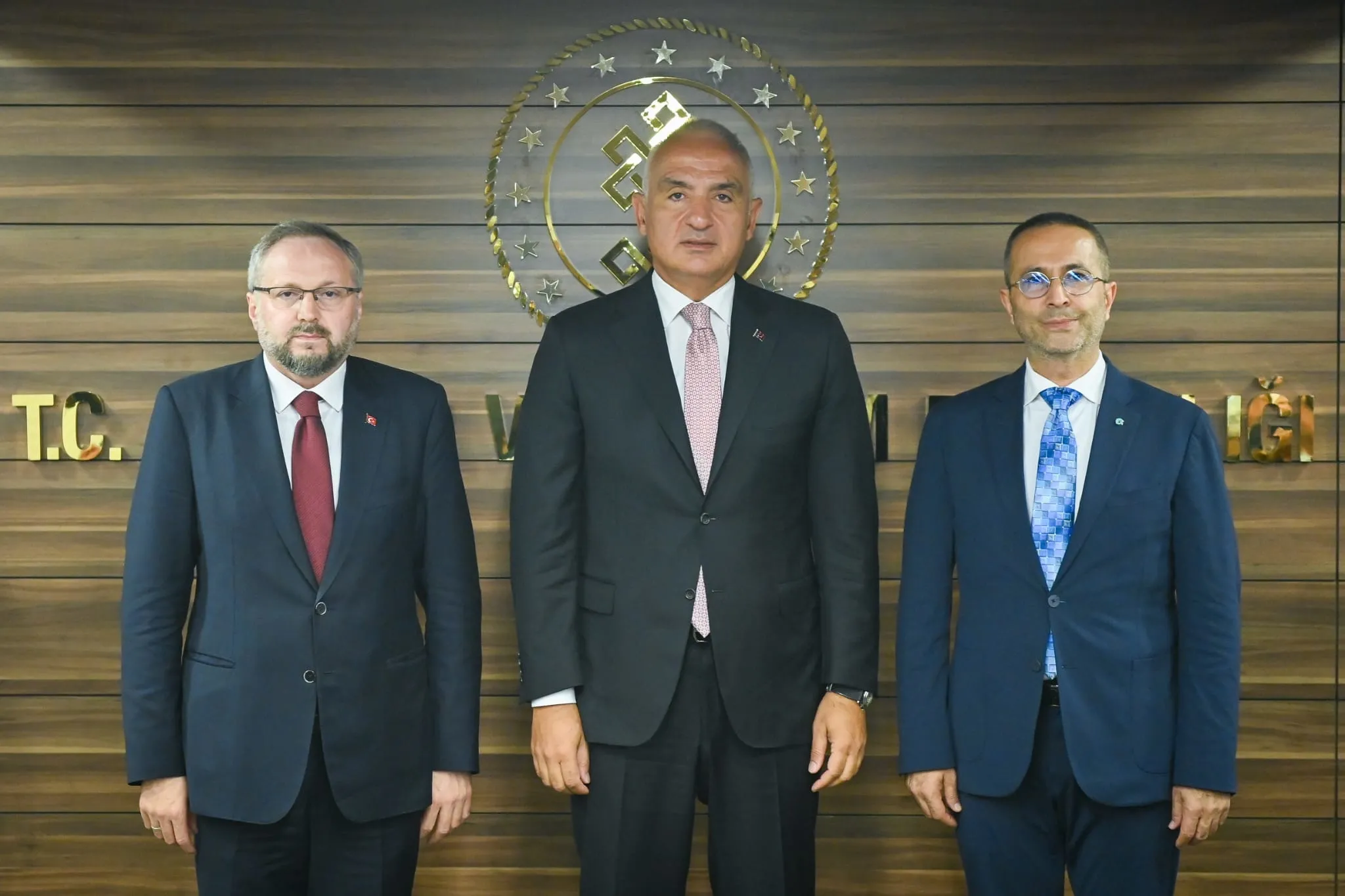 Yunus Emre Enstitüsü'nde Başkanlık Değişimi: Yeni Başkan Prof. Dr. Selim Argun