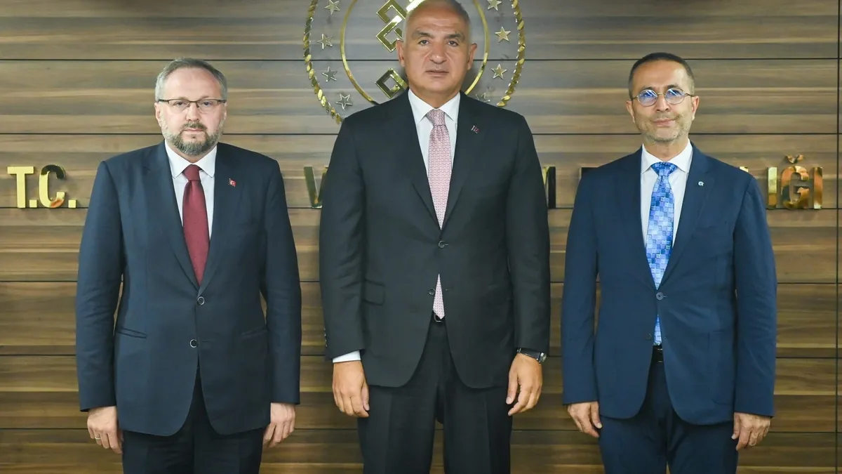 Yunus Emre Enstitüsü'nde Yeni Dönem: Başkan Selim Argun Oldu