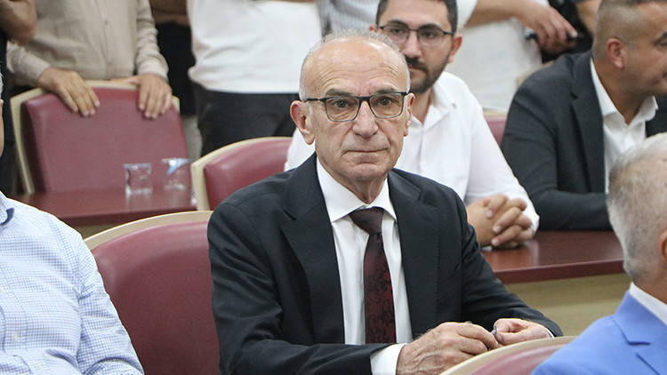 Yüreğir'de Başkan Vekilliği Seçimini Yine Cafer Boyraz Kazandı