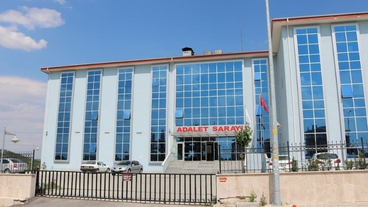 Yurt dışına kaçmak isteyen 5 FETÖ şüphelisi Keşan'da yakalandı