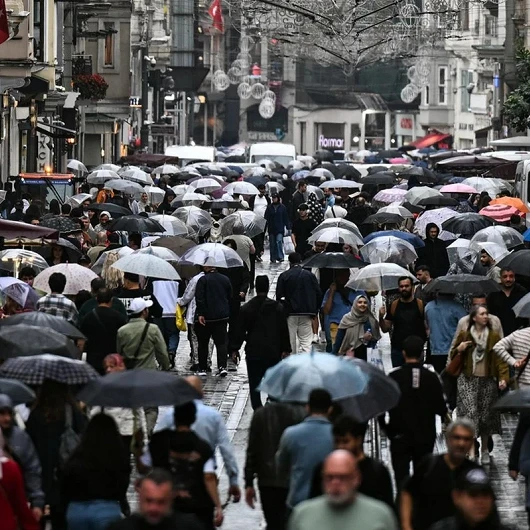 Yurt genelinde sıcaklıklar çakılıyor: 14 il için sarı kodlu alarm