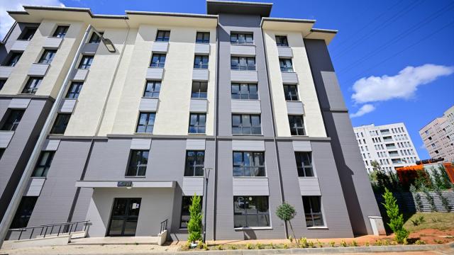 Yüzyılın Konut Projesi'nde kiralık daireler tanıtıldı