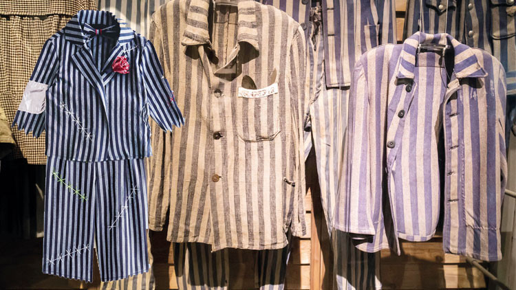 Zara'nın Nazi Temalı Çocuk Kostümü Tepki Üzerine Satıştan Kaldırıldı