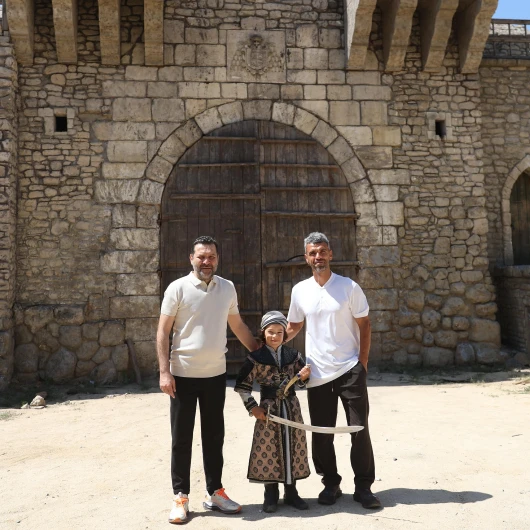 Kenan Sofuoğlu'nun Oğlu Zayn, 'Mehmed: Fetihler Sultanı' Kadrosunda