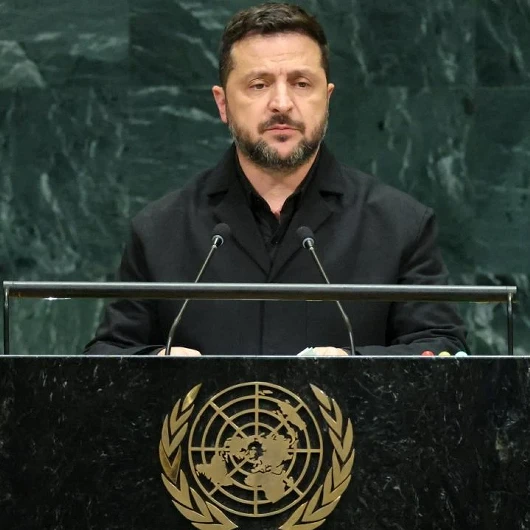 Zelenski: 8 Bölge Sabah Saatlerinden İtibaren Rus Saldırısı Altında