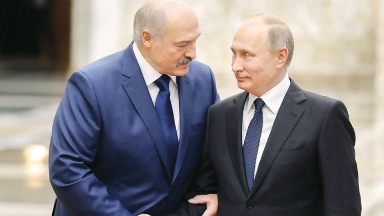 Zelenski'den Belarus'a 'Navi' Tehdidi: Bir Hafta Süre