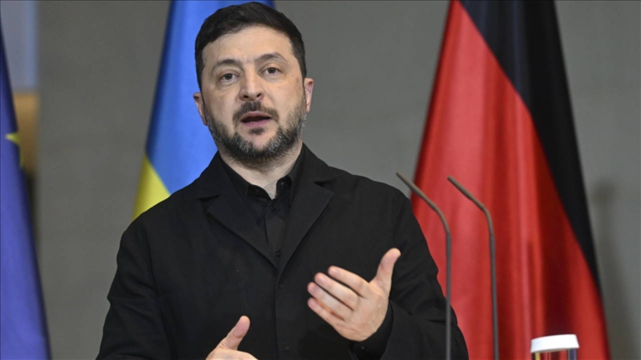 Zelenskiy'in uçağı Moldova'da İHA saldırısından kıl payı kurtuldu