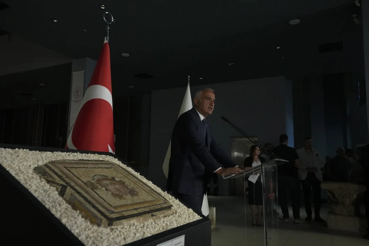 Zeugma'nın 13. Mozaik Paneli 18 Yıl Sonra Türkiye'ye Döndü