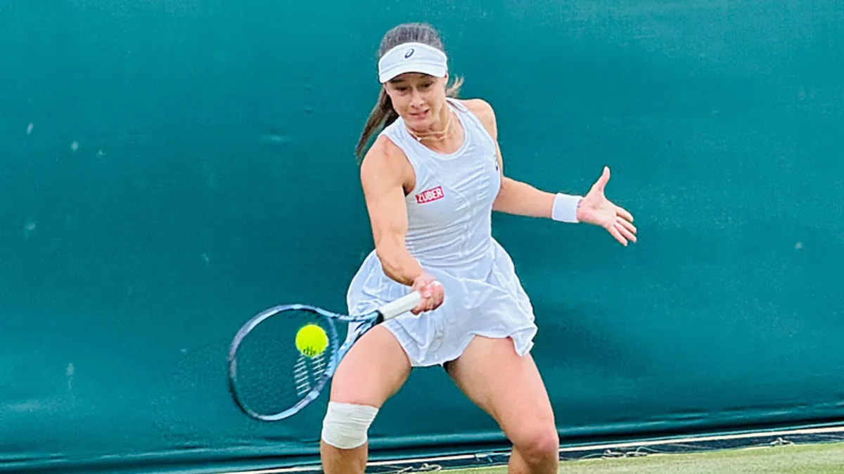 Wimbledon'da Türk tenisçi Zeynep Sönmez ikinci turda veda etti