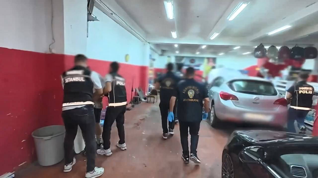 Zeytinburnu'nda Büyük Uyuşturucu Operasyonu: 115 Kilo Ham Madde Ele Geçirildi