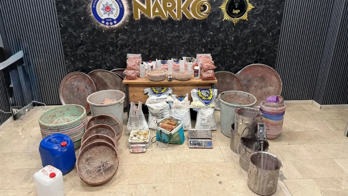 Zeytinburnu'nda Büyük Uyuşturucu Operasyonu: 115 Kilo Ham Madde Ele Geçirildi