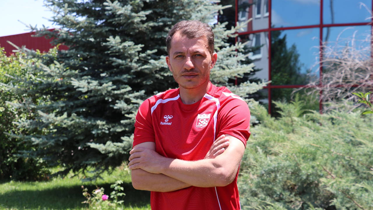 Ziya Erdal, Sivasspor'un yardımcı antrenörü oldu