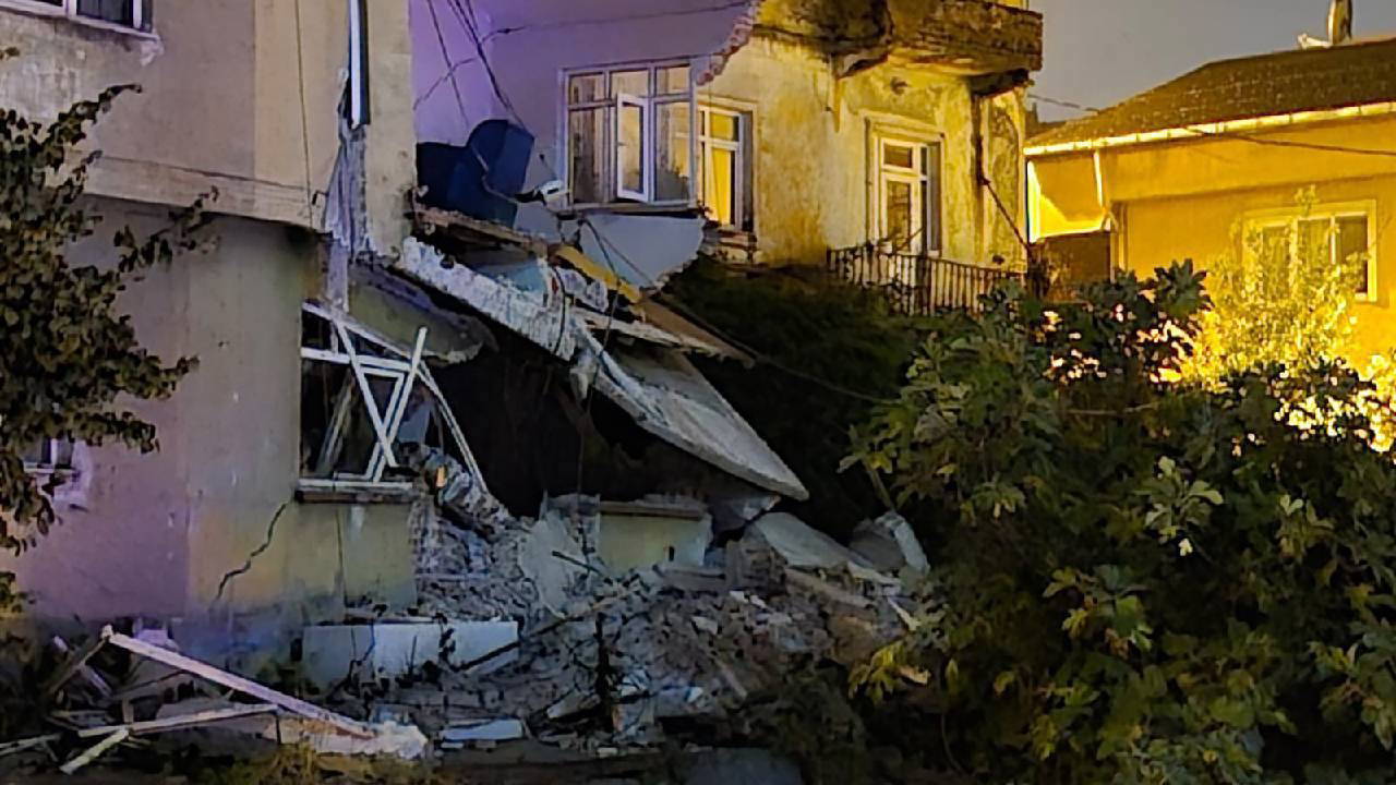 Zonguldak'ta Sağanak Felaketi: Metruk Binanın Duvarı Çöktü