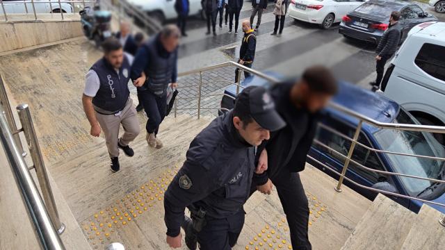 Zonguldak'ta Çöken Binada 3 Şüpheli Tutuklandı
