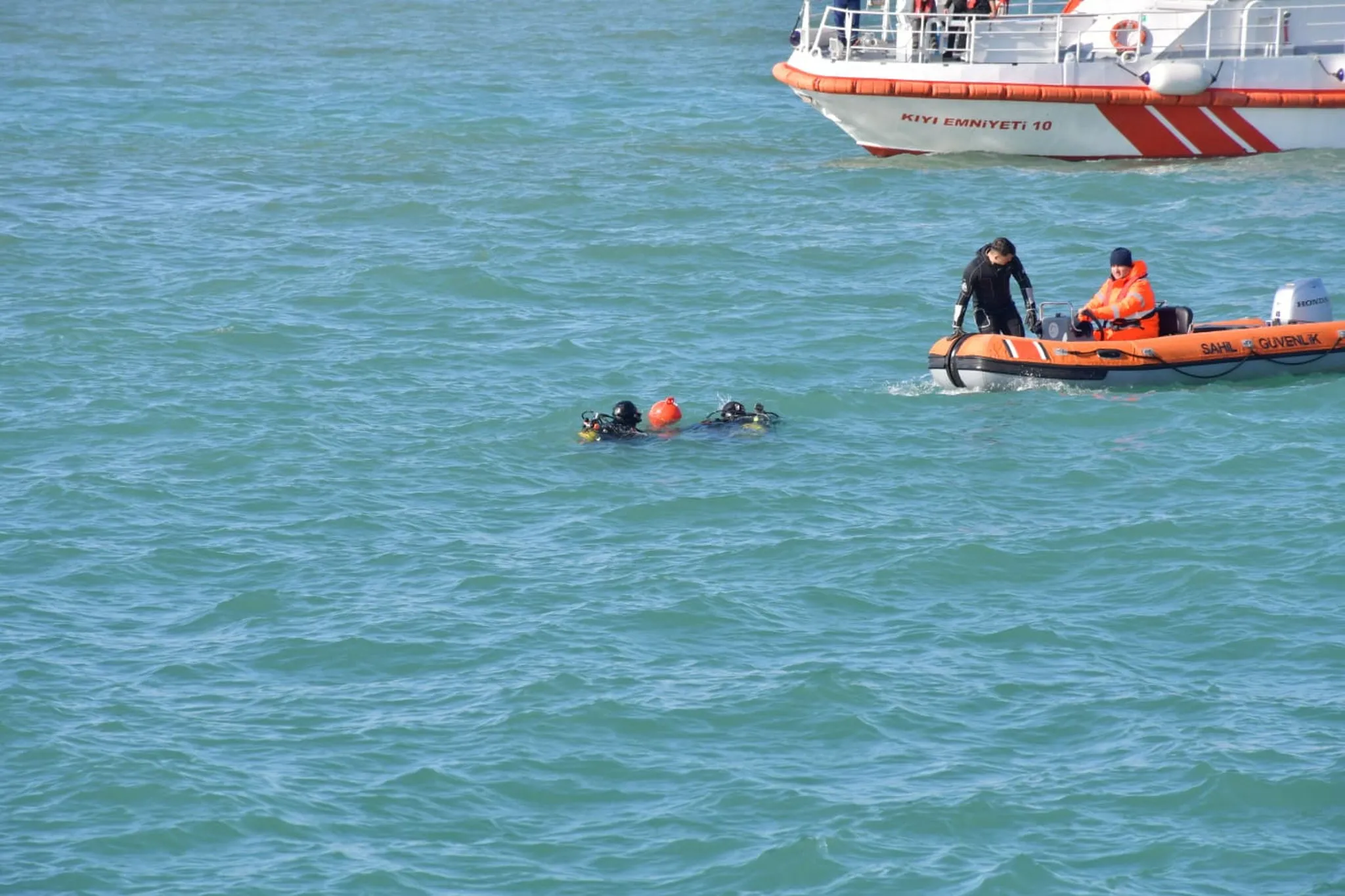 Zonguldak'ta deniz yasağı: Valilik vatandaşları uyardı
